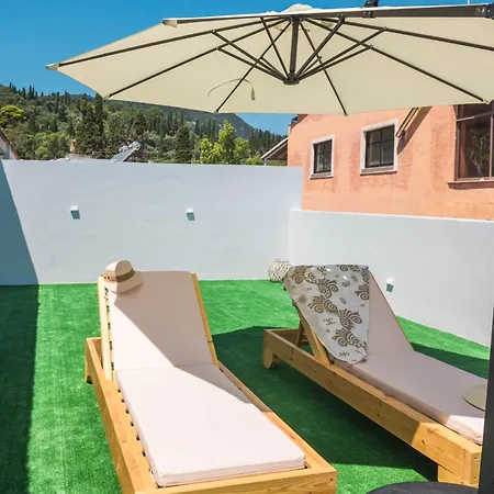 Blue Sea Benitses - Beachfront Appartement Benitses (Corfu)
